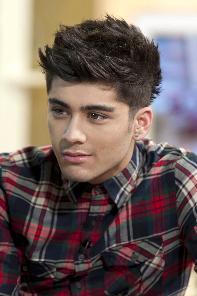 Zayn Malik _ Simply beautiful iPhone wallpapers