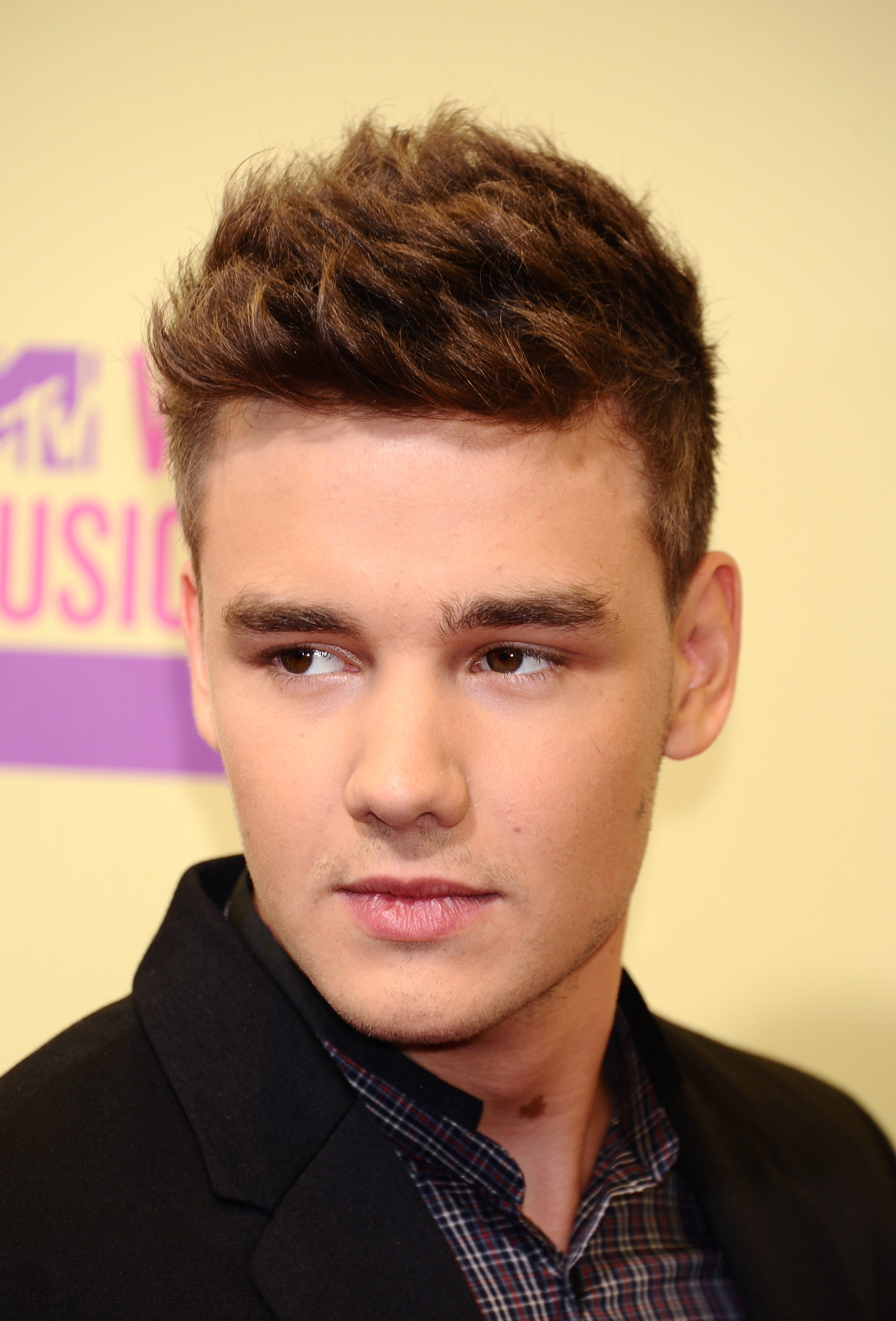 Your Are Here → Home → Liam Payne → liam payne e 